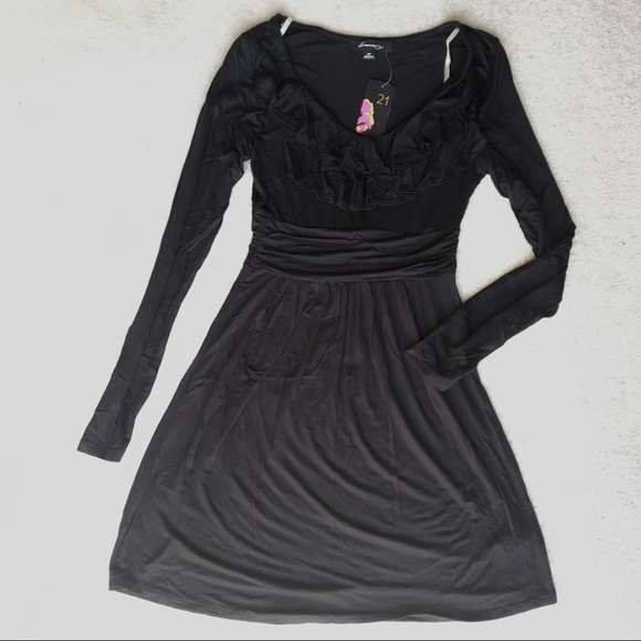 Cute Ruffled Dress - Picture 1 of 3